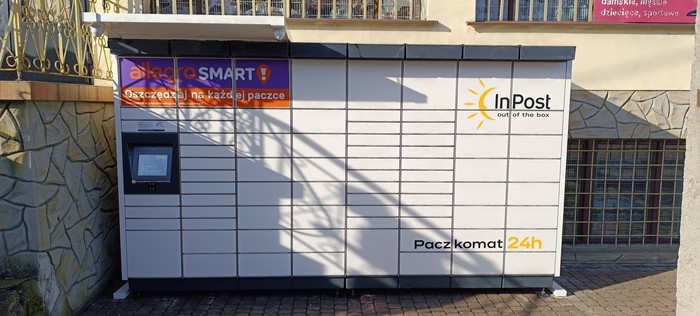 Paczkomat SOBO01M Sklep Obuwniczo-Odzieżowy Sobolów 209