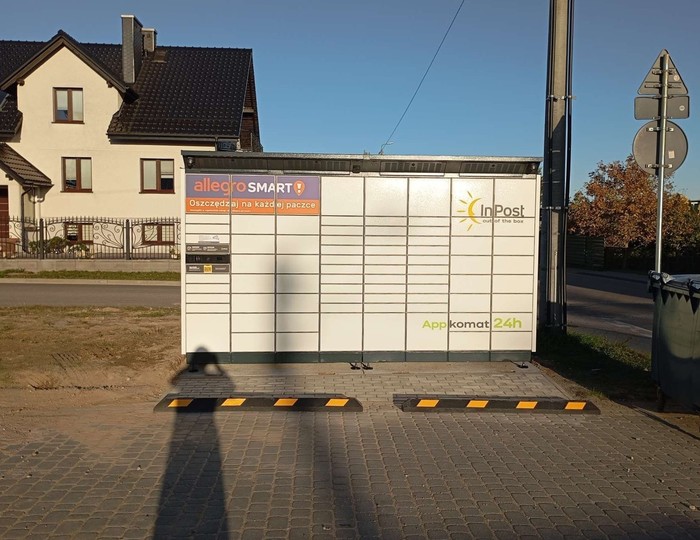 Paczkomat SOHU01BAPP Przy Sklepie Spożywczym