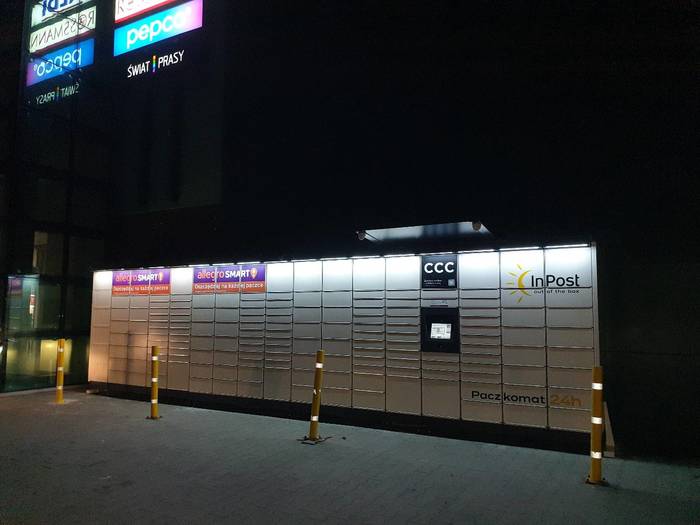 Paczkomat SOP07M przy Aldi