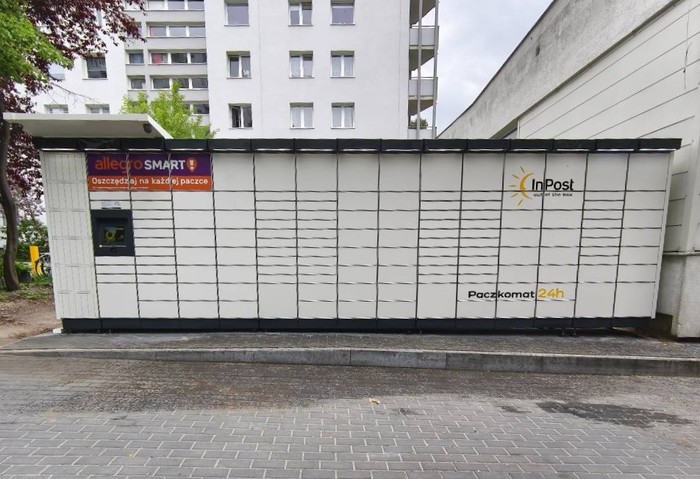 Paczkomat SOP20M przy Aptece Przylesie