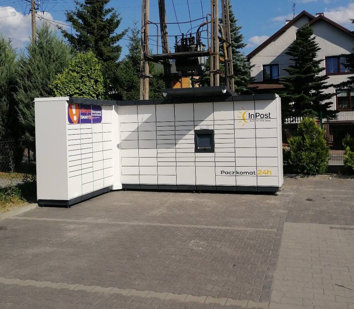 Paczkomat SPN01M Przy sklepie Gram Market