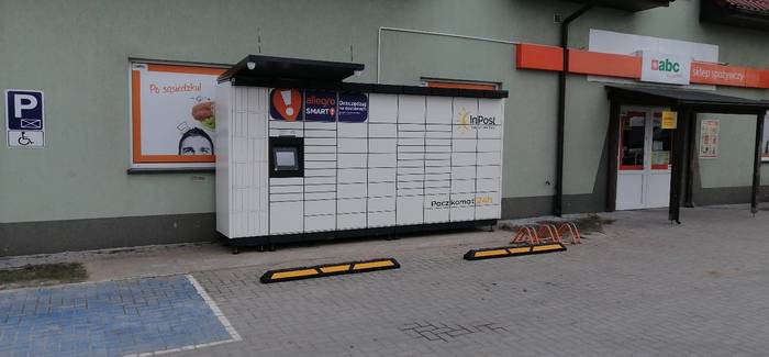 Paczkomat SQW01M Przy sklepie Abc
