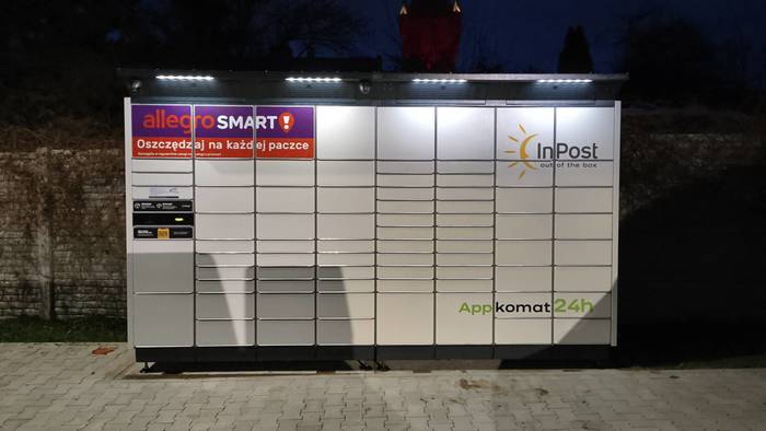 Paczkomat SRE01BAPP Market Dino