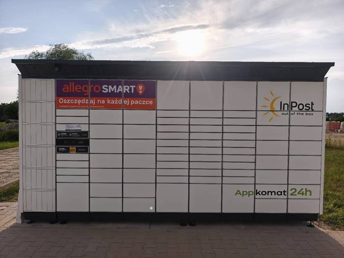 Paczkomat SRE02BAPP Market Dino