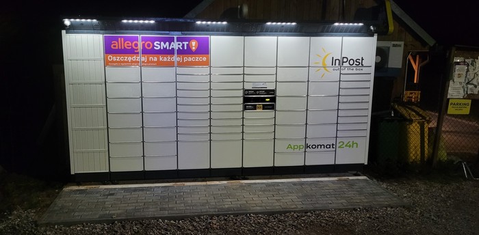 Parcel Locker SRSZ01BAPP Przy sklepie spożywczym