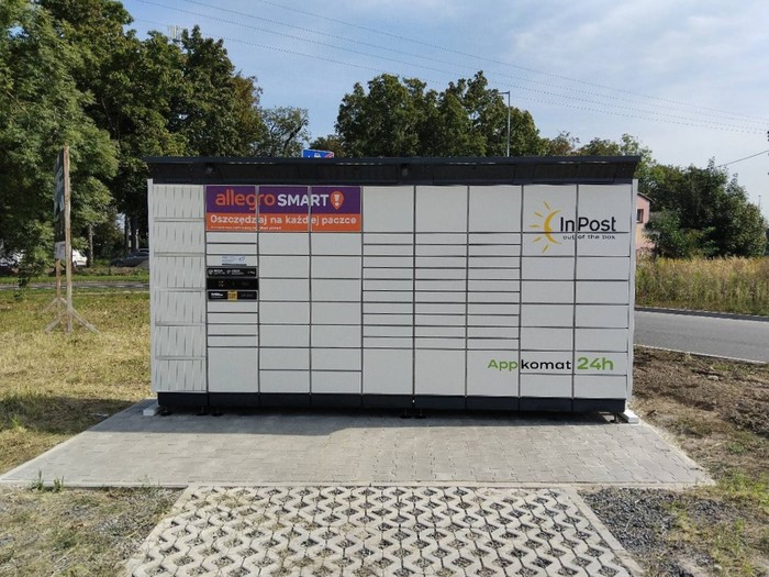 Parcel Locker SRW06BAPP Na niezabudowanej działce przy wjeździe od ul. Strzelckiej