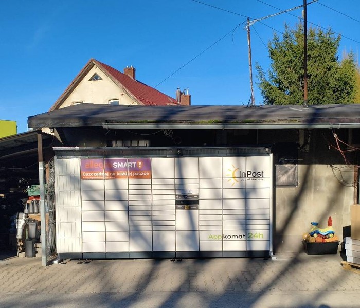 Paczkomat SSA02BAPP Przy sklepie żelaznym "Ćwik"