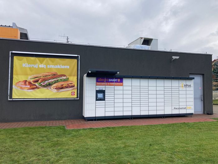 Paczkomat STA12M przy stacji Circle K