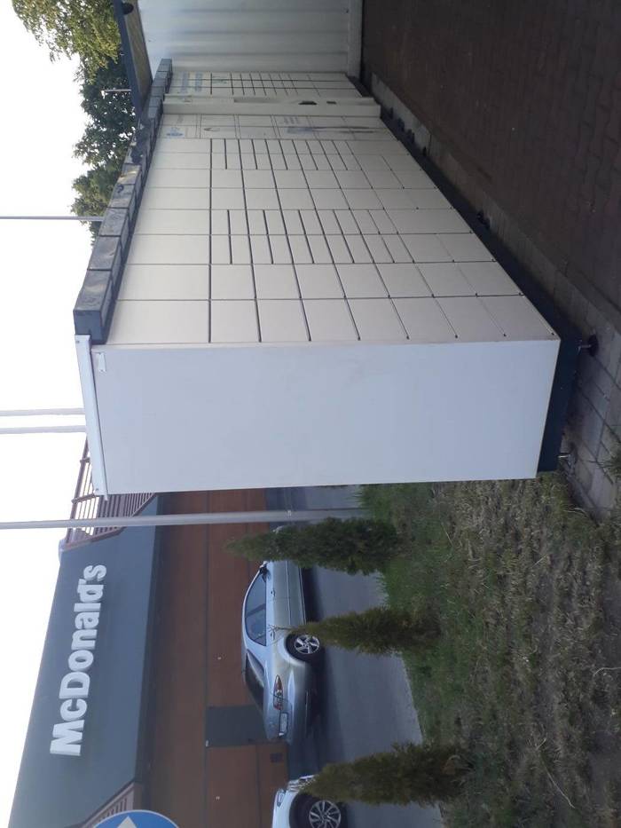 Paczkomat STS01L Stacja paliw BP