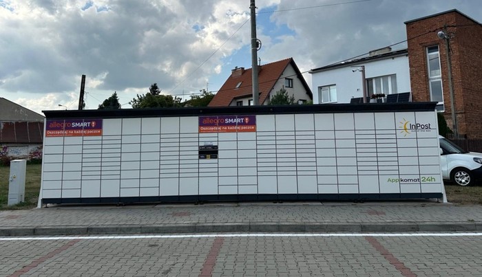 Parcel Locker STW01BAPP Plac Koronacyjny Fara Rozwadów