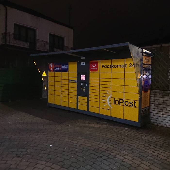 Paczkomat SUC01E Przy supermarkecie