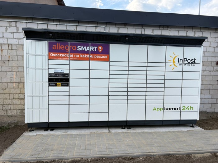 Parcel Locker SUJ02BAPP Parking od ul. Dworcowej