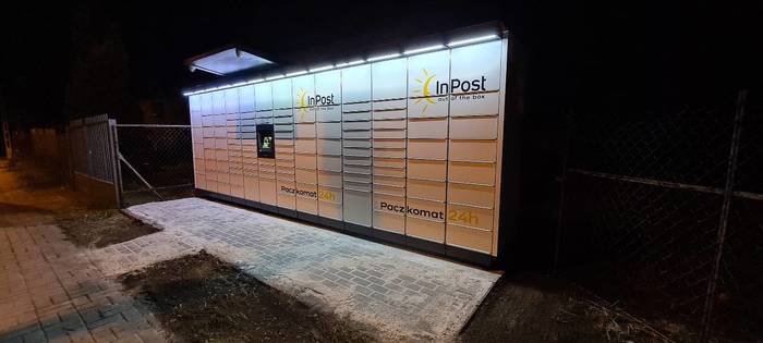 Parcel Locker SUJ10M Na posesji prywatnej