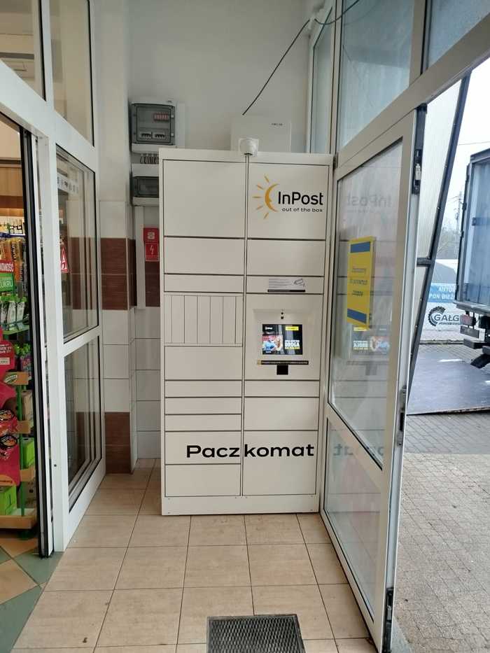 Paczkomat SUS01HP w sklepie Lewiatan