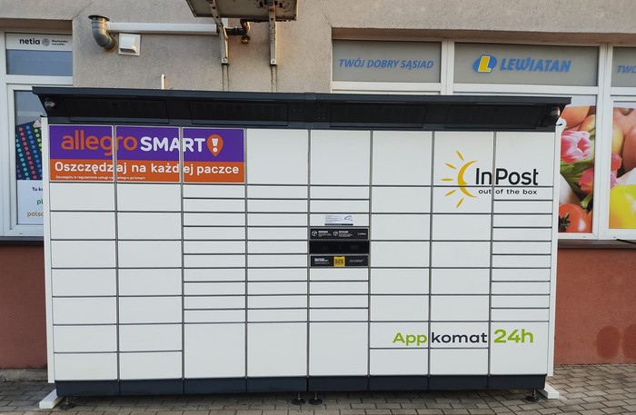 Paczkomat SUW03BAPP przy sklepie Lewiatan
