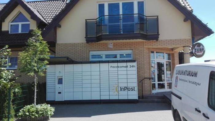 Paczkomat SUW04A Przy sklepie Lewiatan