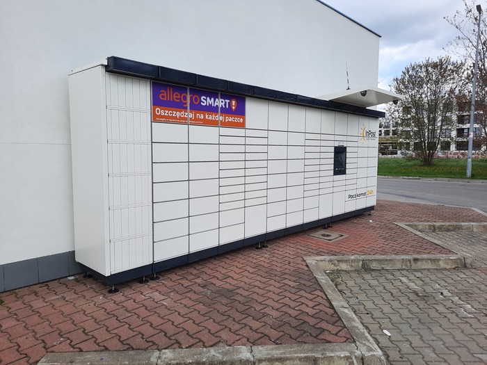 Paczkomat SUW18M stacja Shell