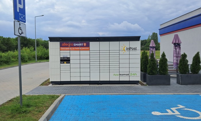 Parcel Locker SVE01BAPP Parking przy stacji