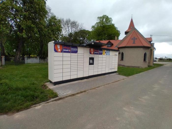 Paczkomat SWB04M Za kościołem