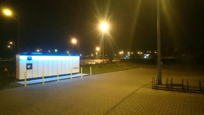 Paczkomat SWD03M Parking przy Parku Handlowym
