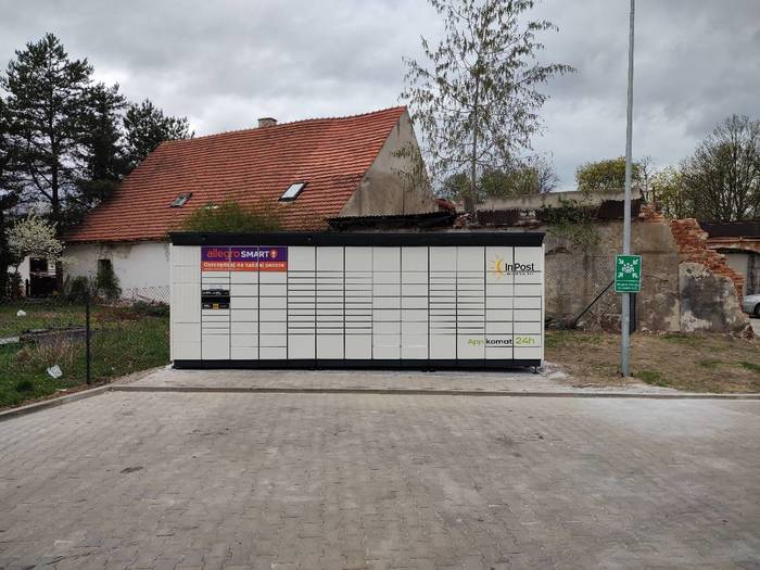 Parcel Locker SWI04BAPP Market Dino