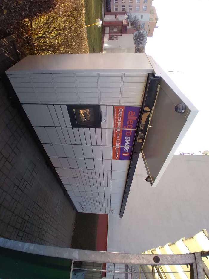 Parcel Locker SWI14M Obok klatki nr 1