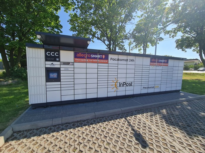 Paczkomat SXK01M Na terenie Myjni
