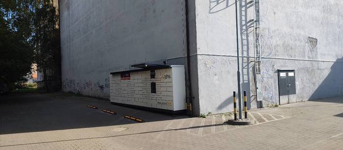 Parcel Locker SZC133M Przy markecie Netto