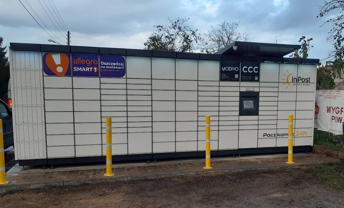 Parcel Locker SZC152M Przy sklepie