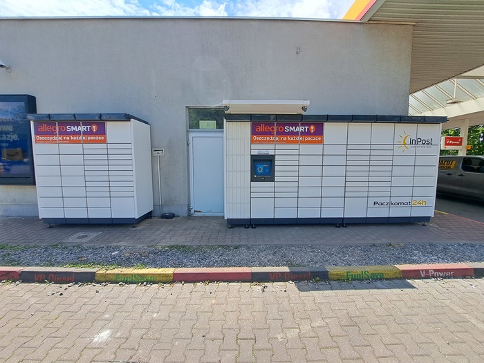 Paczkomat SZC168M na stacji Shell