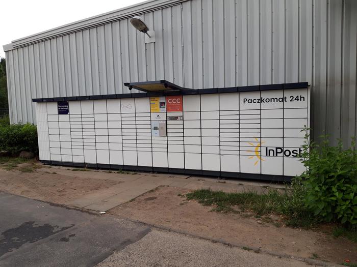 Parcel Locker SZC18N Przy Centrum Handlowym Fala