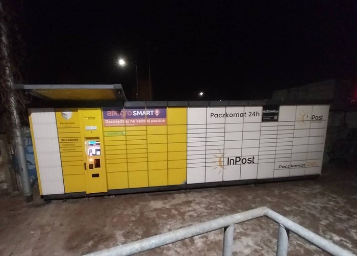 Paczkomat SZC23A Przy markecie