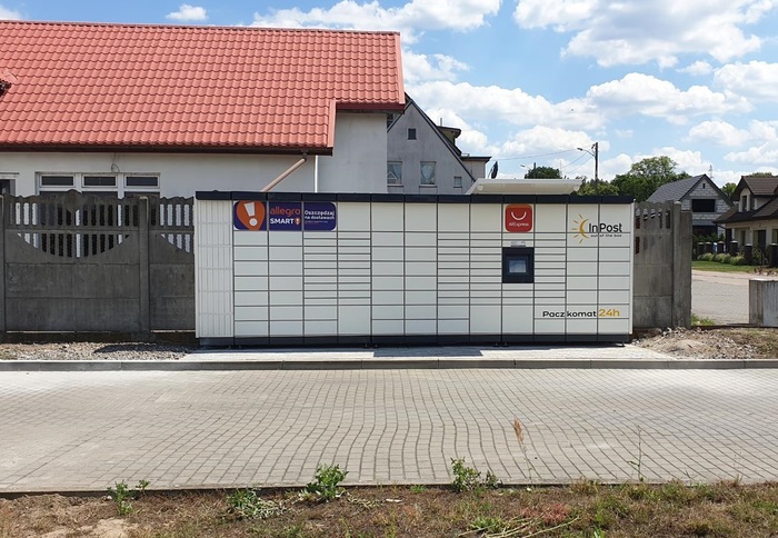 Paczkomat SZC32M Na stacji LPG