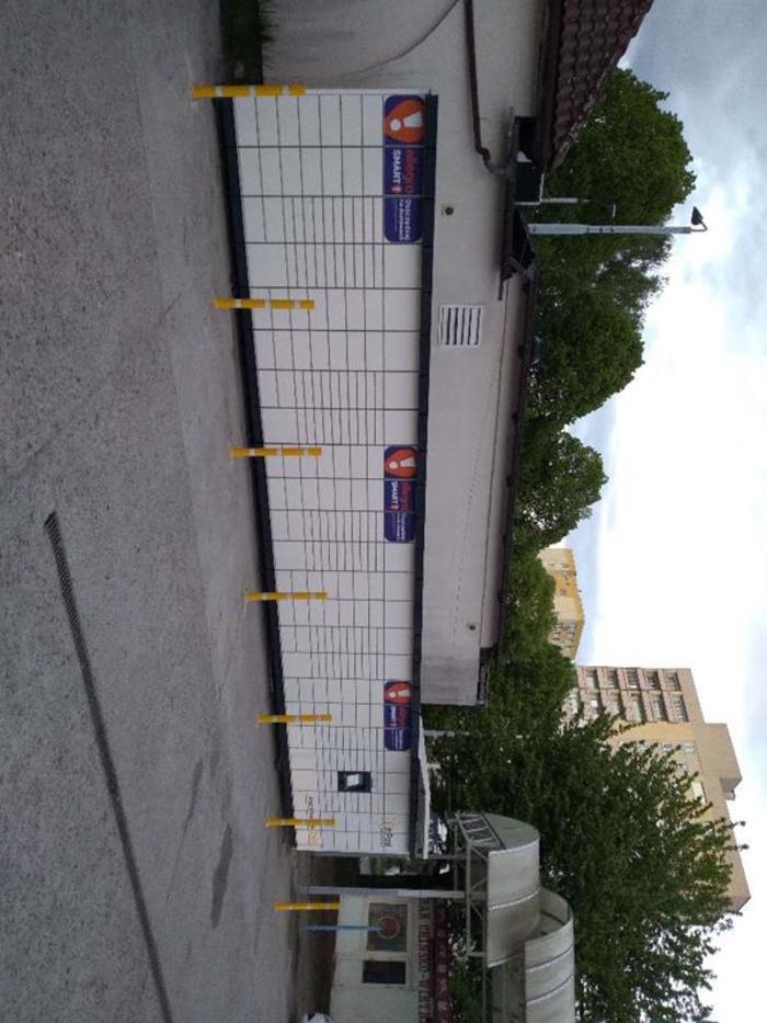 Поштомат SZC63M Na parkingu rynku