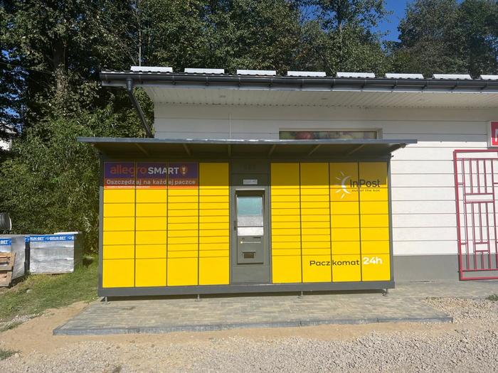 Paczkomat SZUF01G Przy sklepie Marketvita