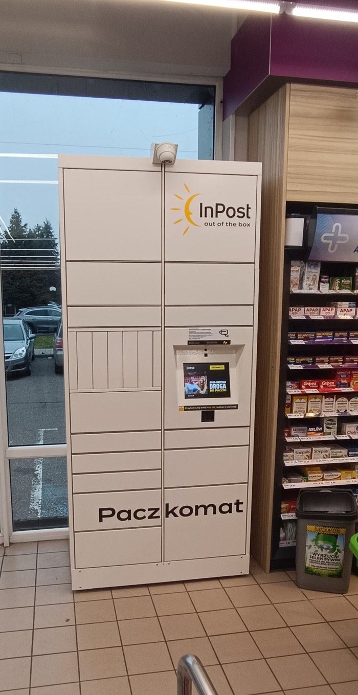 Paczkomat TAR03HP Paczkomat wewnętrzny w Stokrotce przy kasach
