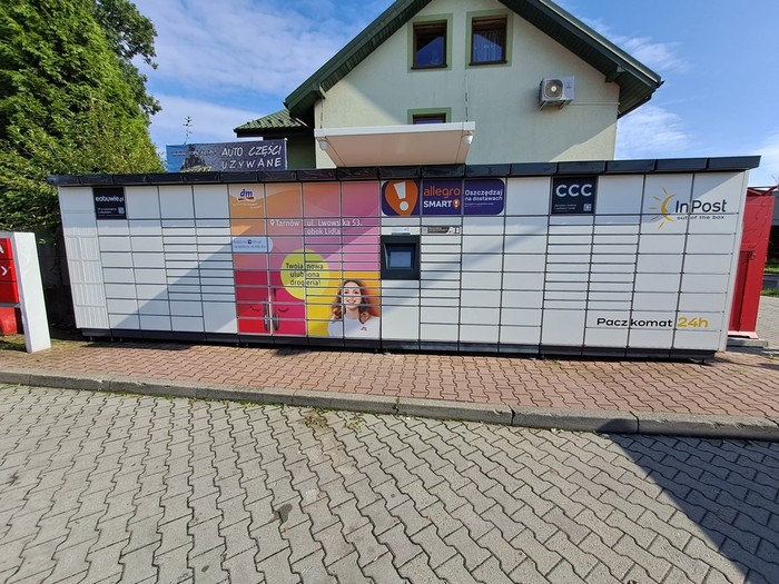 Paczkomat TAR09M Parking Stacji CircleK