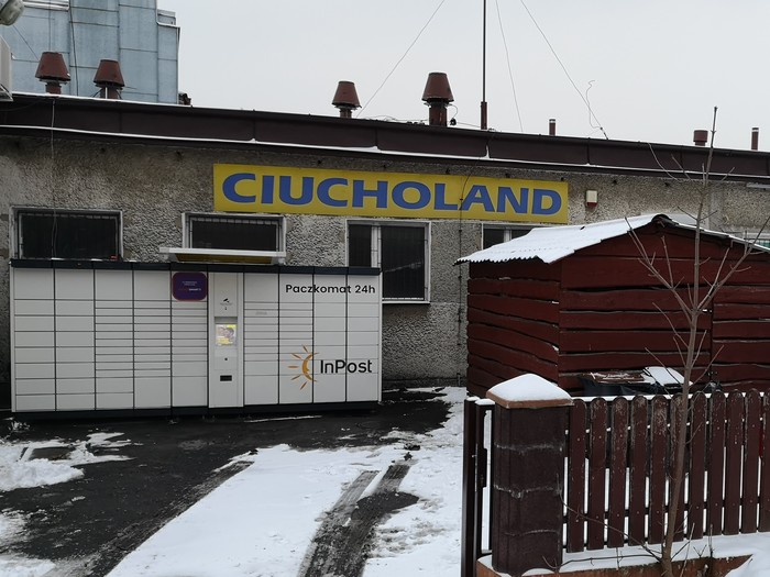 Paczkomat TAR13A Przy klubie Kasar