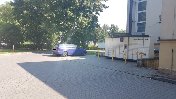 Paczkomat TAR14A Przy Restauracji Kasyno