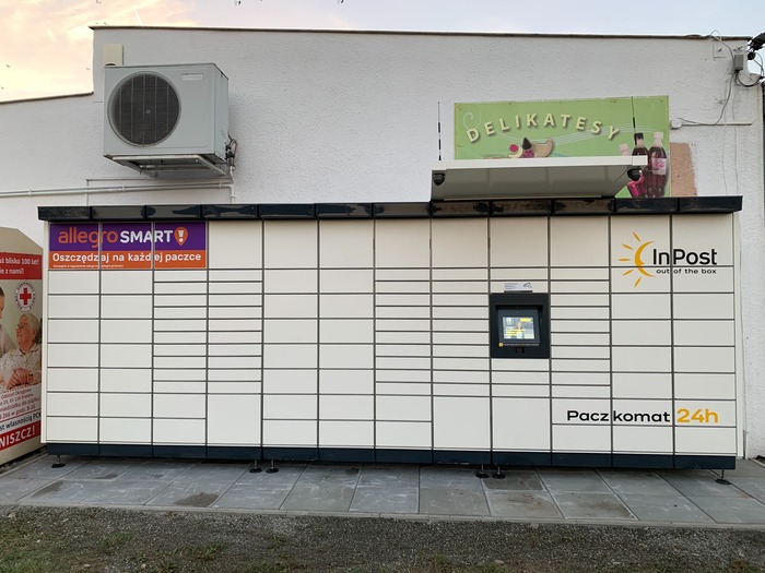 Parcel Locker TAR27M Przy sklepie