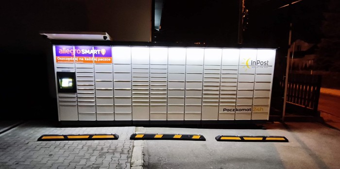 Parcel Locker TAR40M Przy sklepie