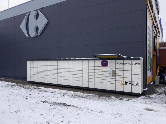 Paczkomat TCZ02N Przy markecie Carrefour