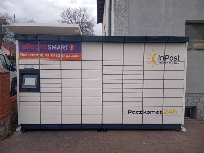 Paczkomat TEM01M Przy sklepie
