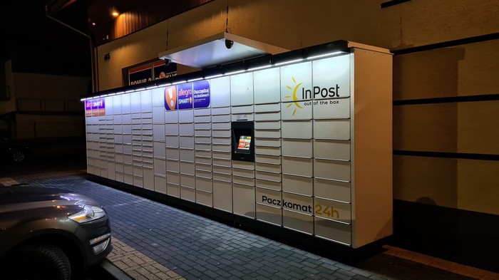 Paczkomat TGB01M Przy sklepie spożywczym Bonus 2