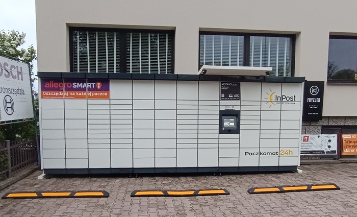 Parcel Locker TML13M Przy serwisie  Branach