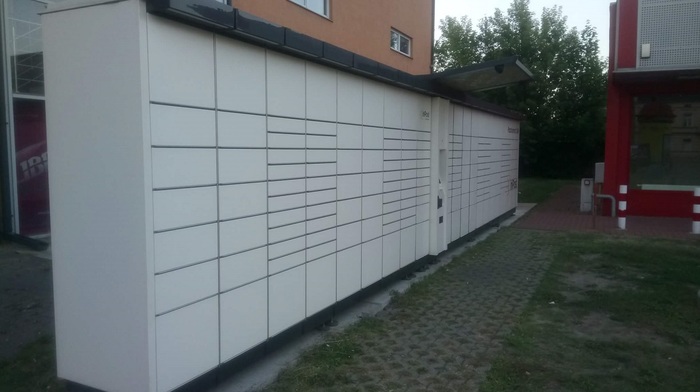 Paczkomat TMS01A Przy Biedronce