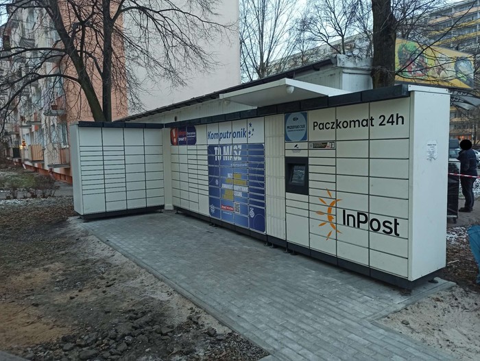 Parcel Locker TOR02M Przy sklepie Sumik