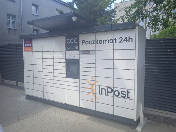 Paczkomat TOR06M Za cukiernią