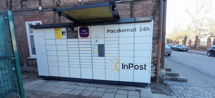 Paczkomat TOR15N Przy posesji prywatnej