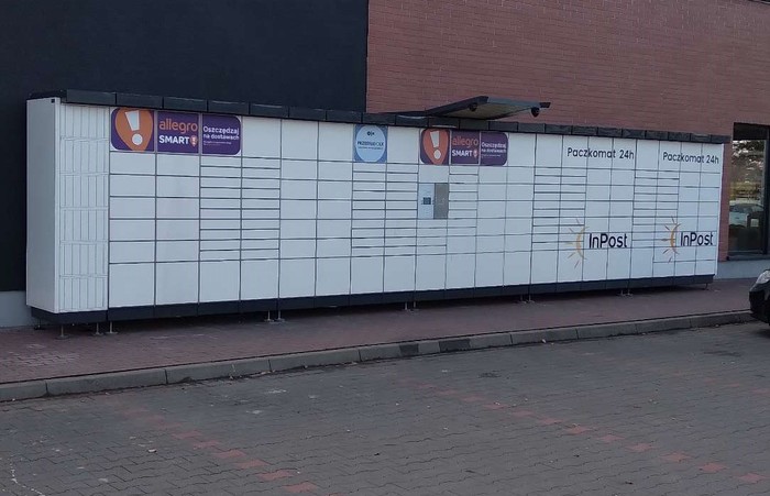 Paczkomat TRP01N Przy markecie Netto